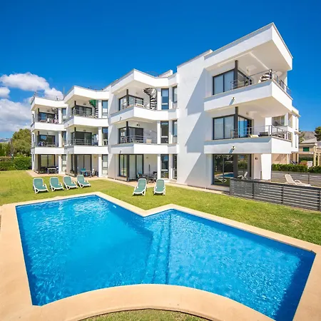 Oratge Views By Interhome *